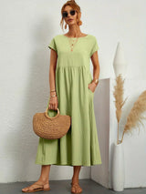 Lora | A midi dress with timeless elegance