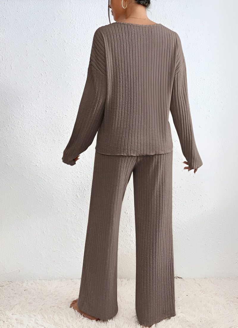 IRENE™ – Ribbed V-Neck Sweater Set